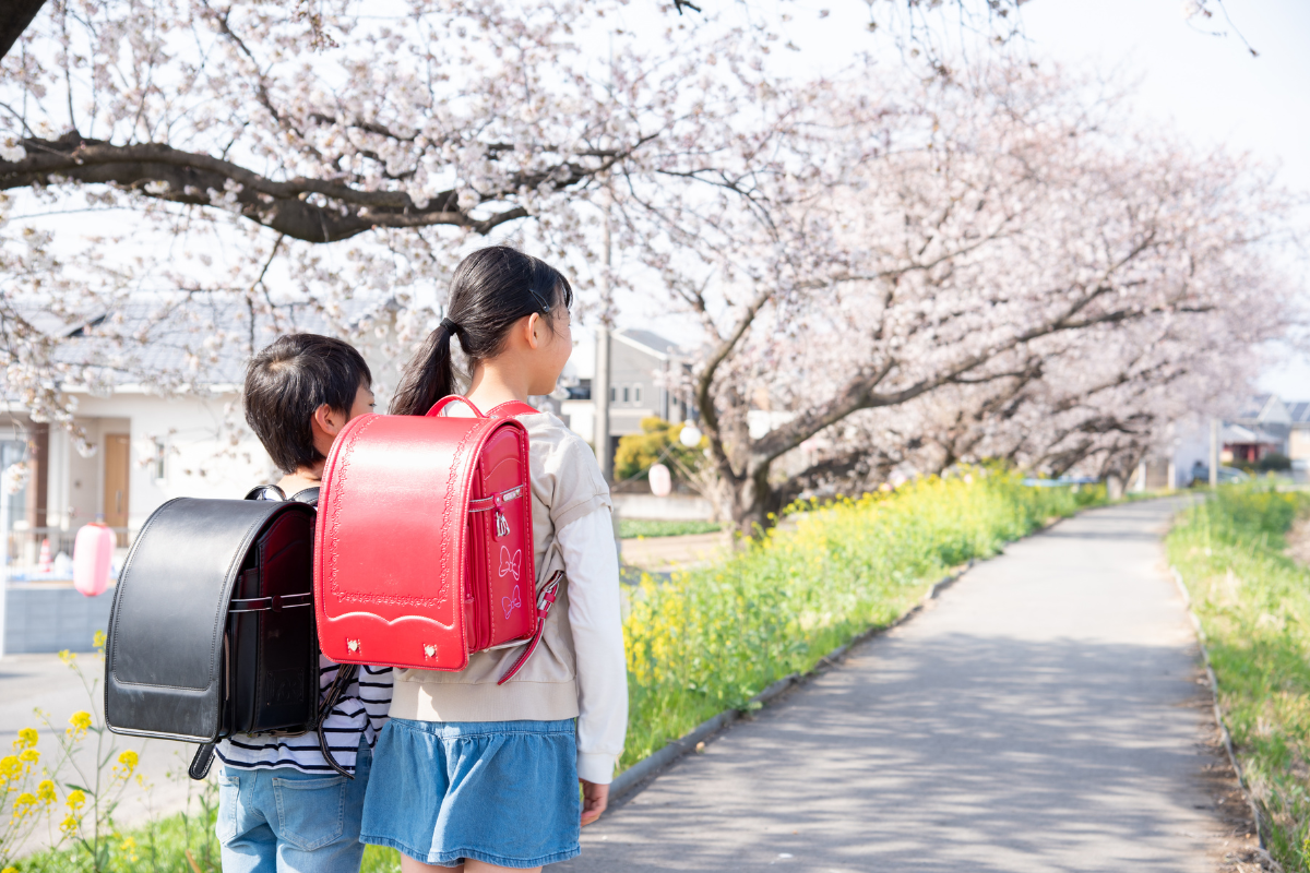 新学期に起こる「腸の乱れ」に注意!【こどもの便秘】